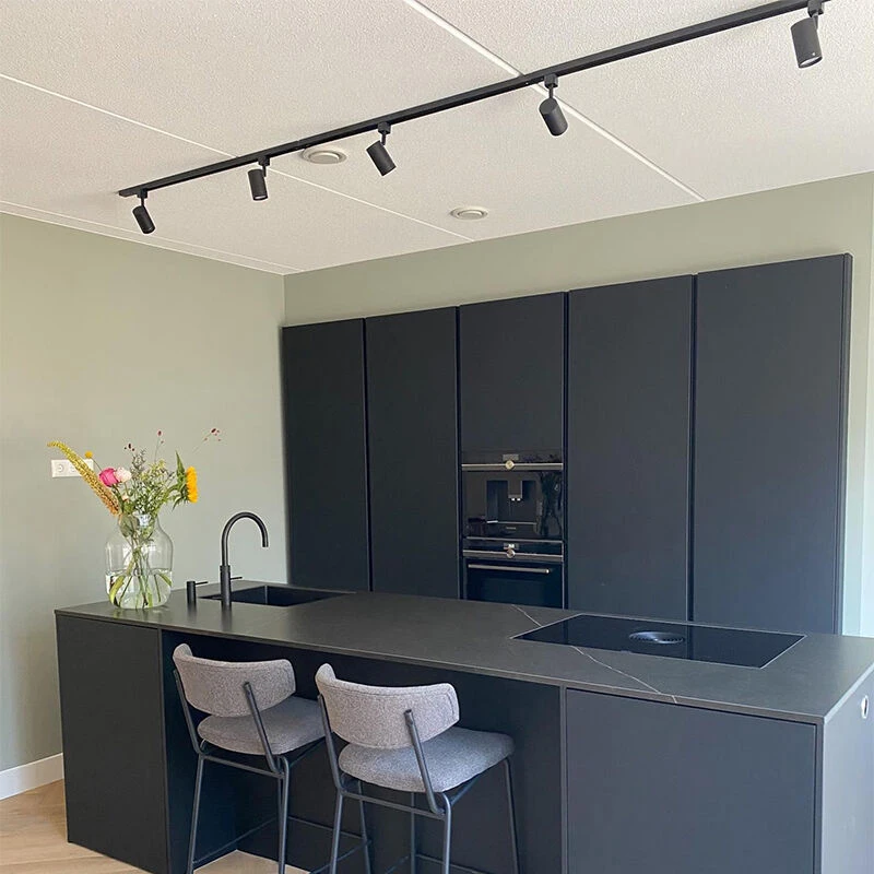 Schlussverkauf 🥰 QAZQA Modernes Schienensystem mit 5 Spots 1-phasig schwarz - Jeana 🔔 1 Schlussverkauf 🥰 QAZQA Modernes Schienensystem mit 5 Spots 1-phasig schwarz - Jeana 🔔